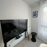 Plein Centre Apartament *