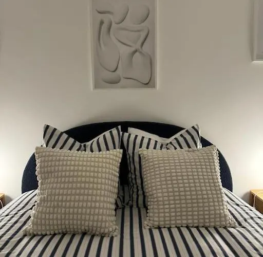 Plein Centre * 圣布里文莱丝皮恩