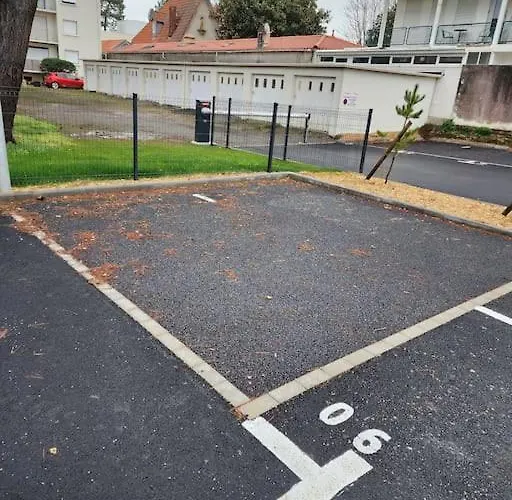 Plein Centre 圣布里文莱丝皮恩